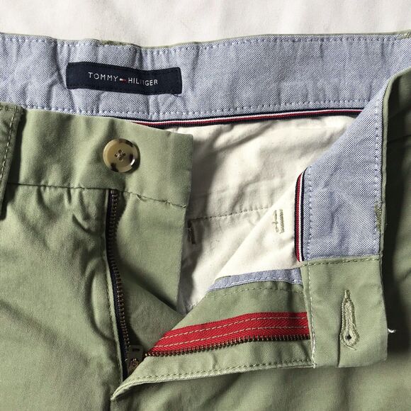 Tommy Hilfiger Chino Shorts Womens 29 Green Mid Rise Preppy Casual Stretch EUC! - Picture 9 of 10